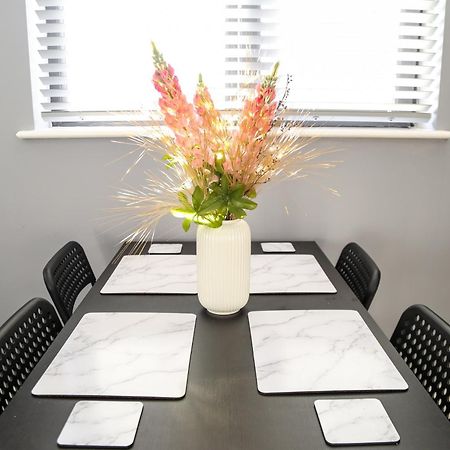 Luxurious & Lavish Salford Quays Free Parking Apartment Manchester Luaran gambar